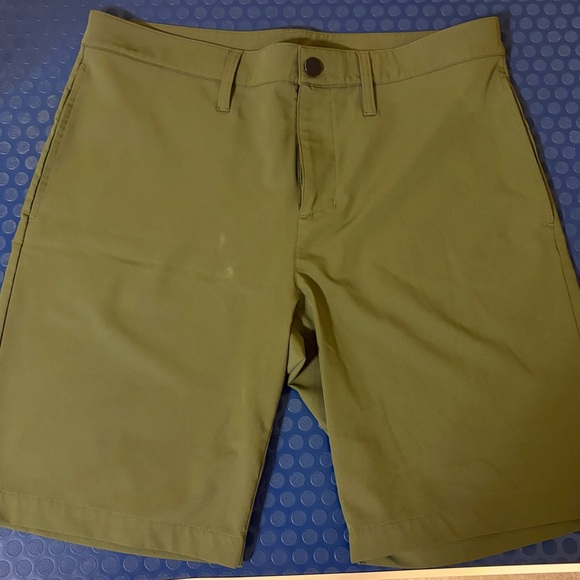 Men's Casual shorts- Olive, Navy, Blue, Gray, Tan - Picture 8 of 13